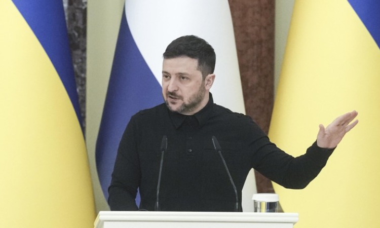 Зеленски: Русия губи 30 000-35 000 войници на месец